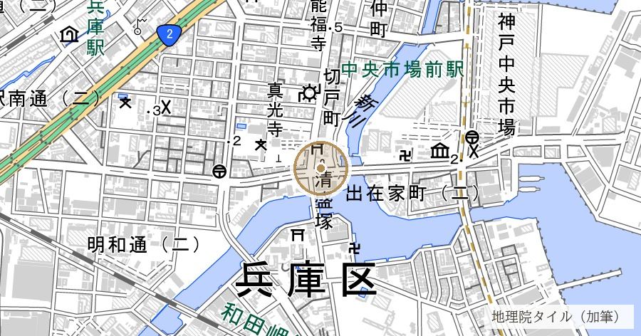 清盛塚と琵琶塚(11メートル動いた十三重石塔)の位置を示す地図