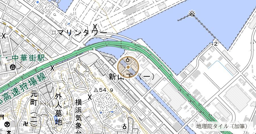 霞橋（半分の長さになって、三つ目の名で運河に架かる）の位置を示す地図