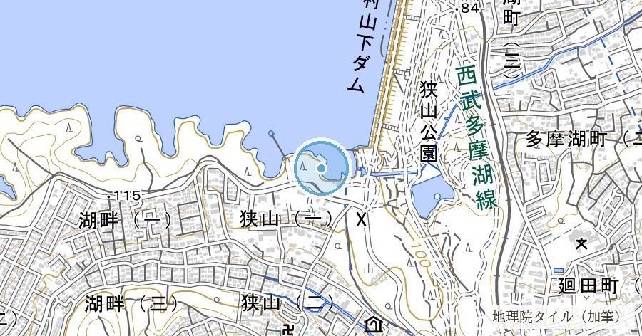 多摩湖（村山貯水池の建設で湖底になった宅部の谷の村）の位置を示す地図